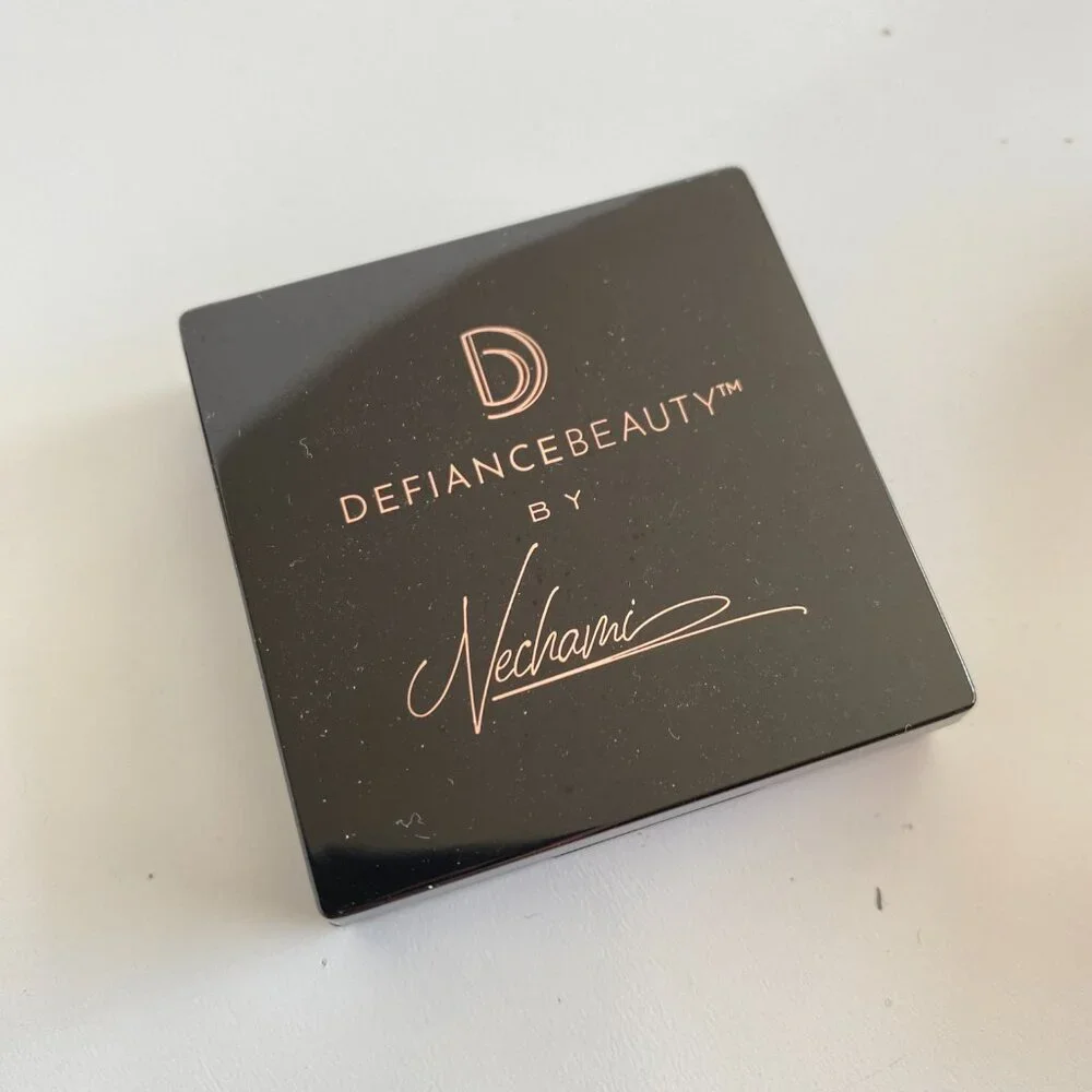 Lot of Defiance Beauty Bronzer Powder & Small But Nice 6 Color Eyeshadow Palette